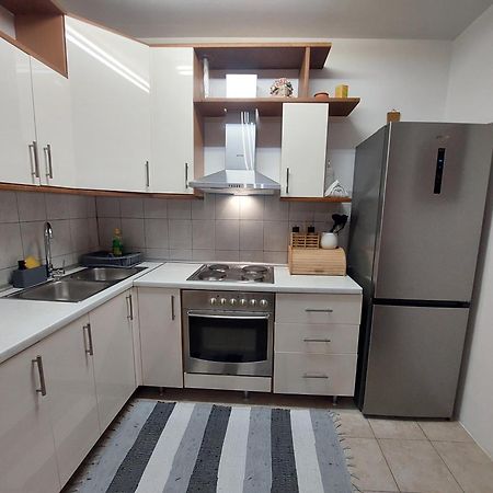 Apartman Luna Baška Voda Dış mekan fotoğraf