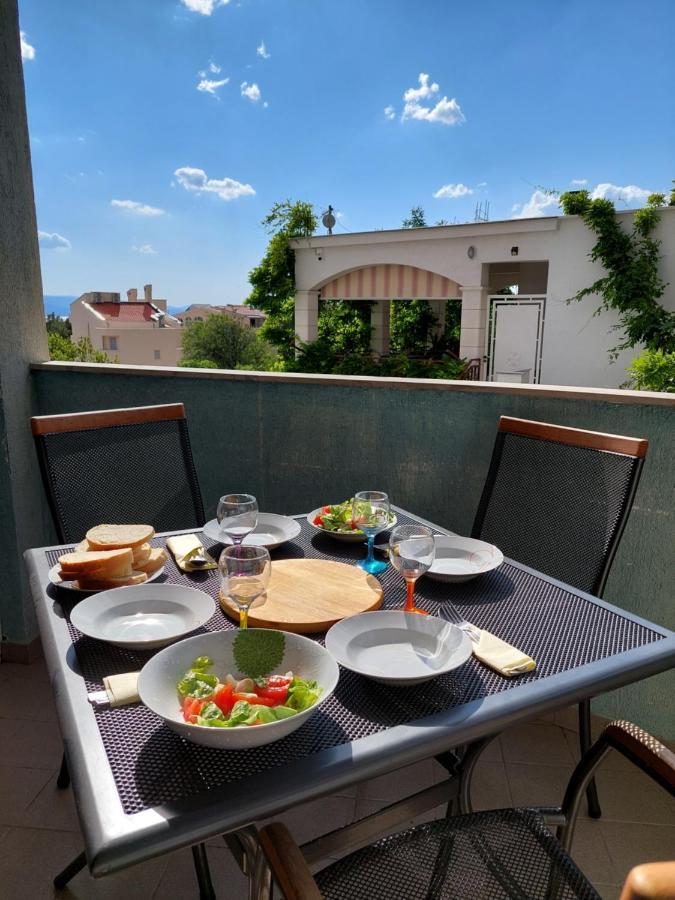 Apartman Luna Baška Voda Dış mekan fotoğraf
